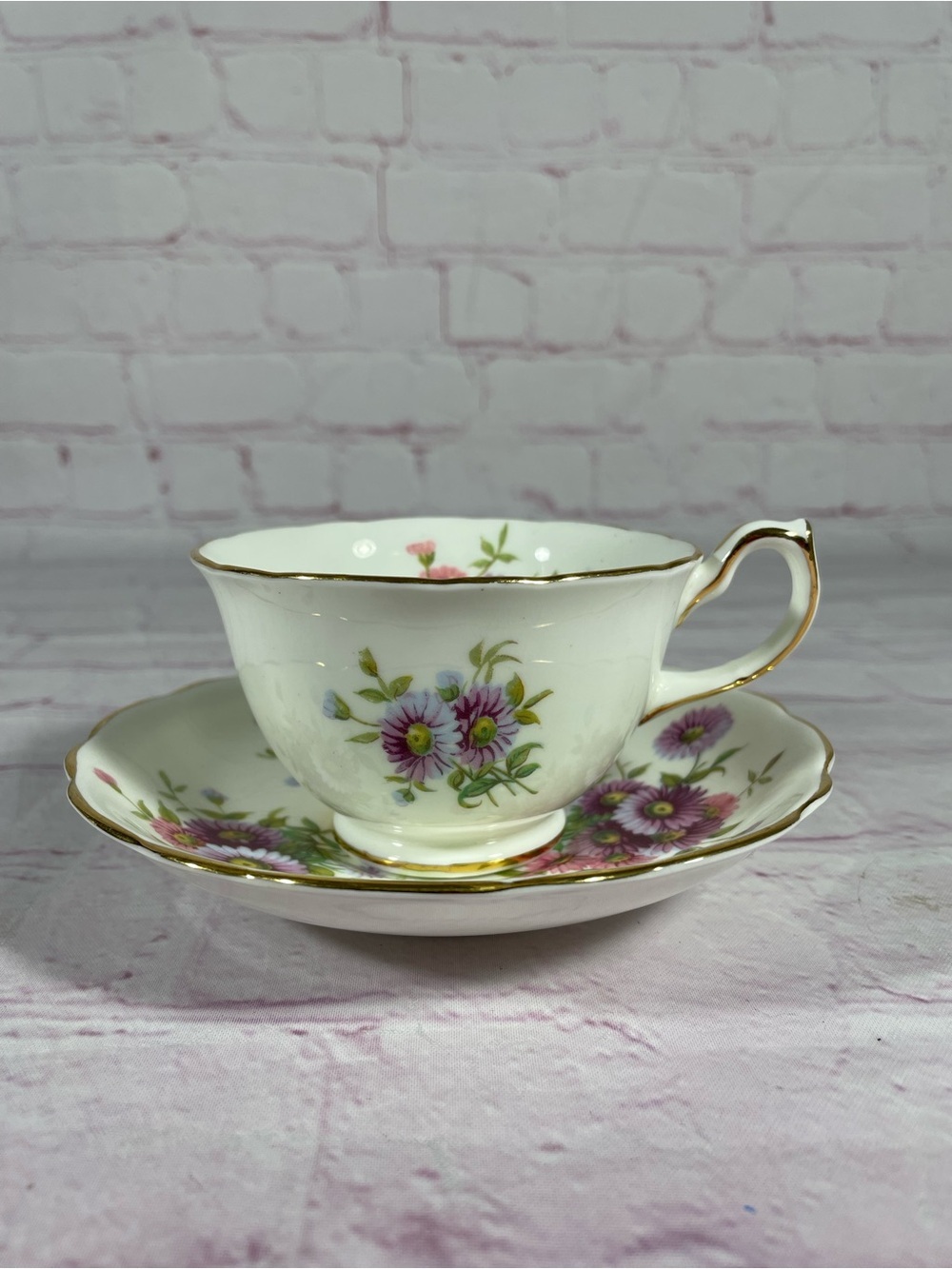 Vintage Hammersley Floral 4149 Bone China Footed Teacup and Saucer Set England - Picture 2 of 10